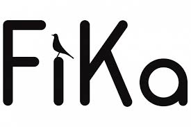 Logo  FIKA stworzone z czarnych liter i ptaszka