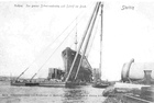 Statek w doku stoczni "Vulcan" oraz dźwig pływający o nośności 30 ton. (1900 r.)
