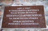 ul. Podgórna 26, tablica - 1657- 1957.  300-LECIE WALK STEFANA CZARNECKIEGO.